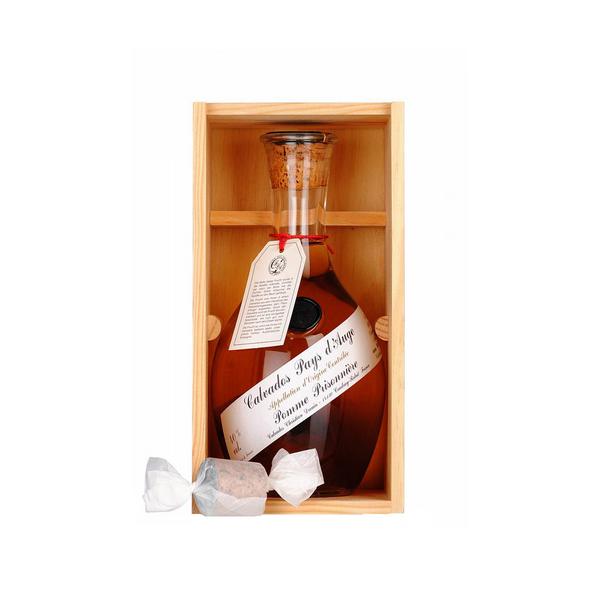 CALVADOS POMME PRISONNIERE IN WOODEN BOX 100CL