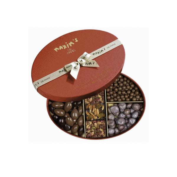 MAX 9193 (9133) - GIFT-BOX OF ASSORTED CHRISTMAS CHOCOLATES & NUTS